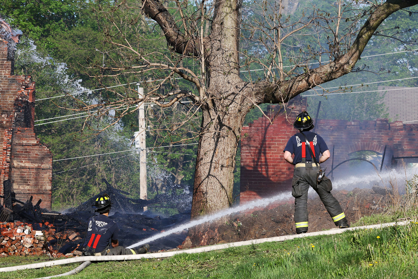 051118-qct-house-fire-004
